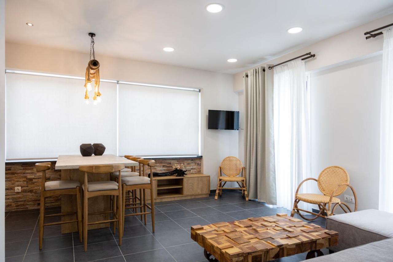 Konstantino'S Corfu Marina View Apartment Κοντόκαλι Εξωτερικό φωτογραφία